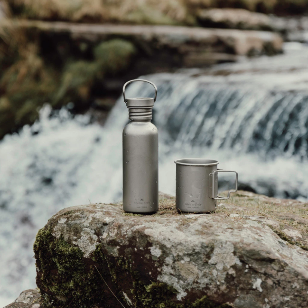 Nordic Drift Trail Ultraleichte Titan-Wasserflasche 600ml, silber