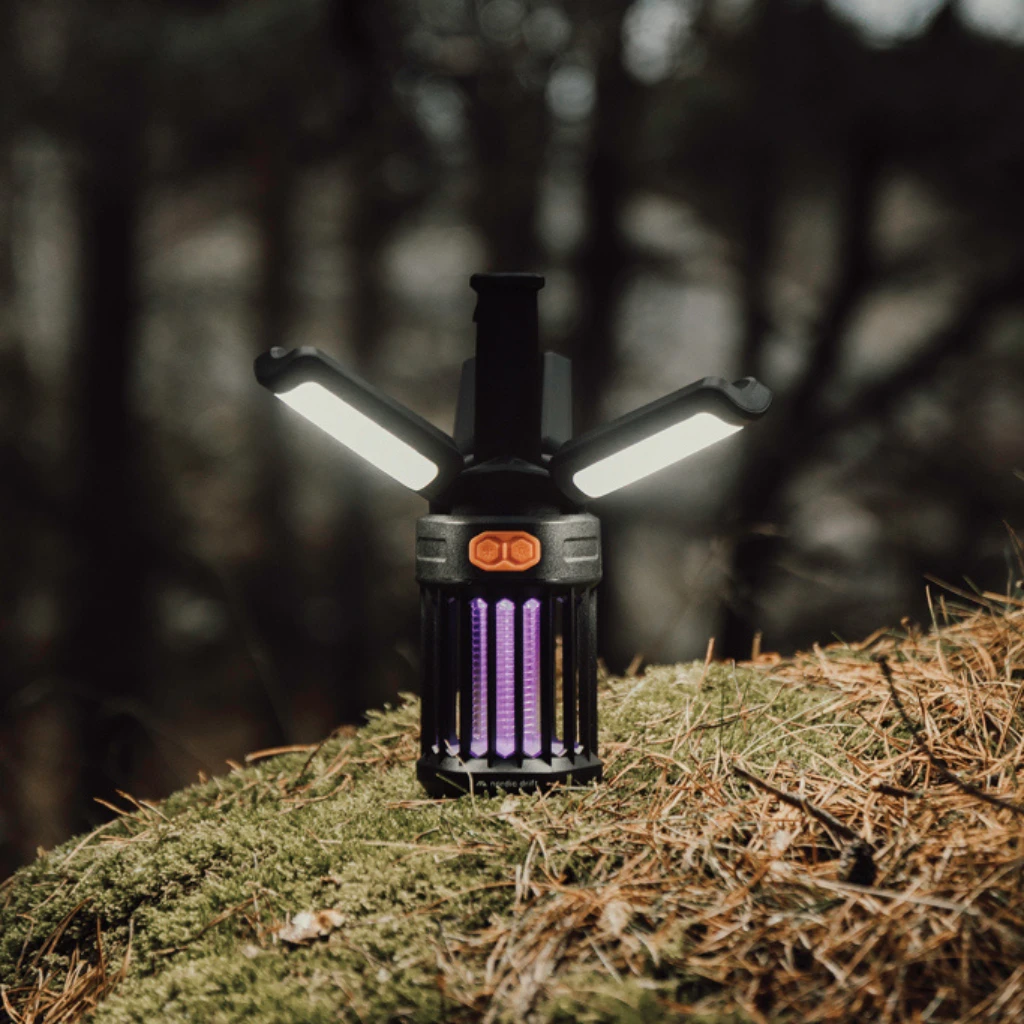 Nordic Drift Titan tragbare Campinglampe mit Mückenschutz, schwarz